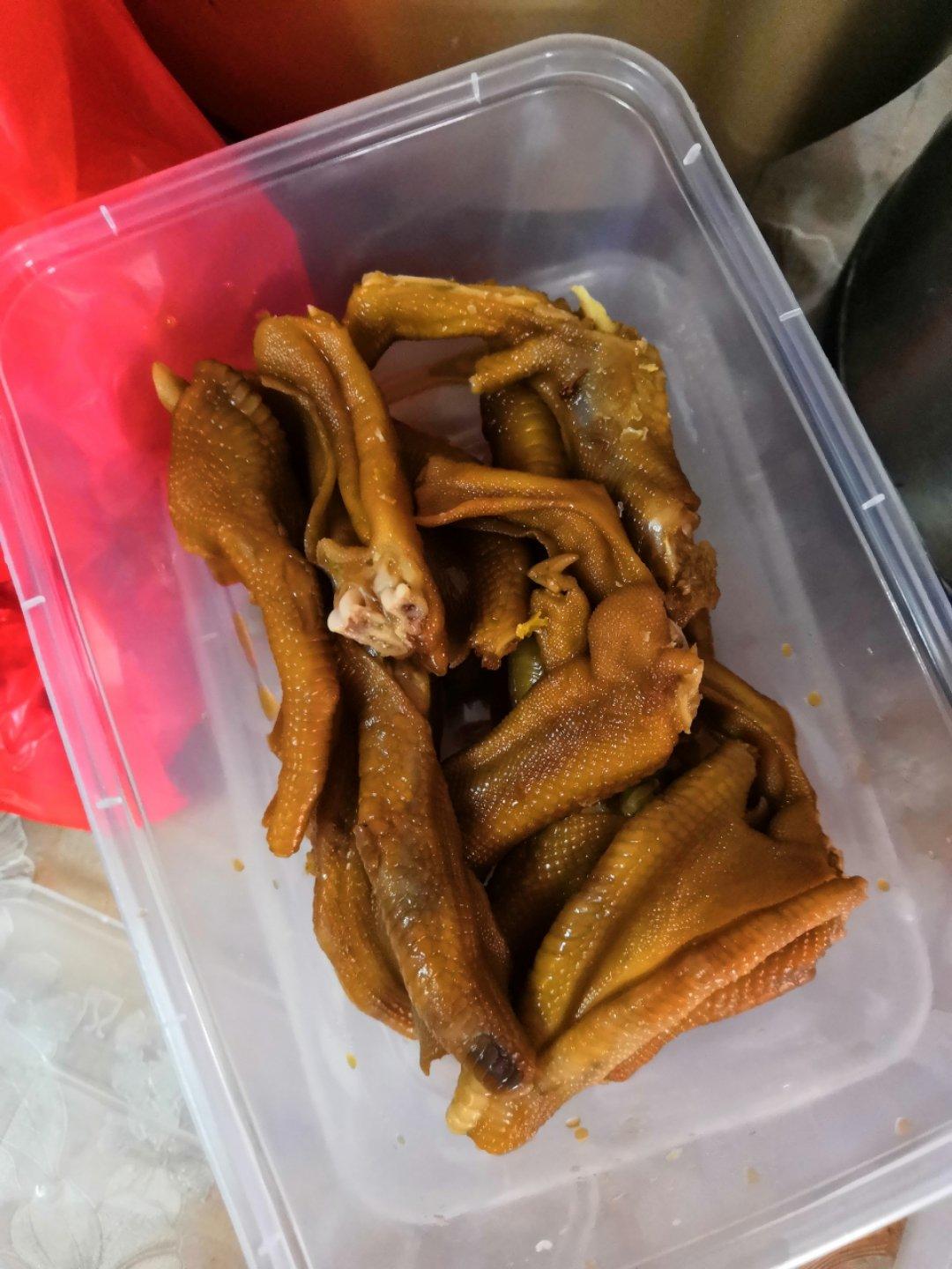 泡鸭爪