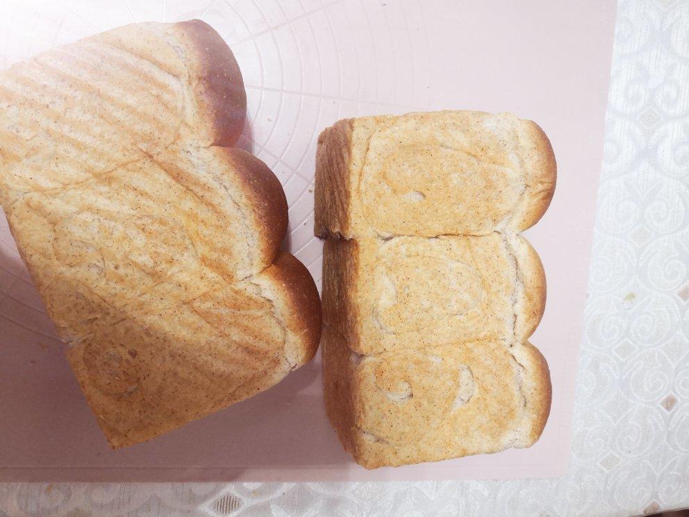 全麦杏仁粉吐司