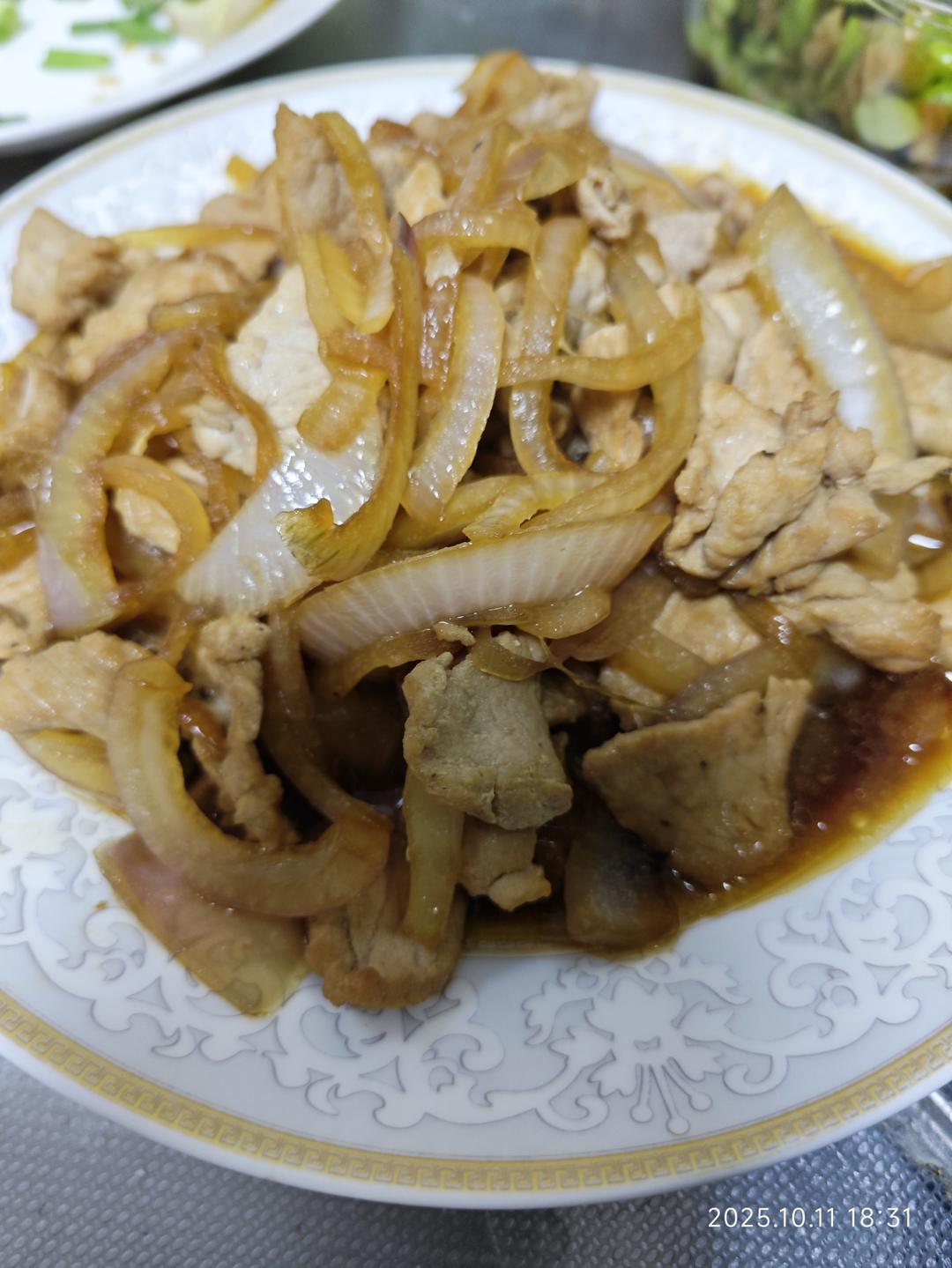 洋葱炒肉（宝宝爱吃）