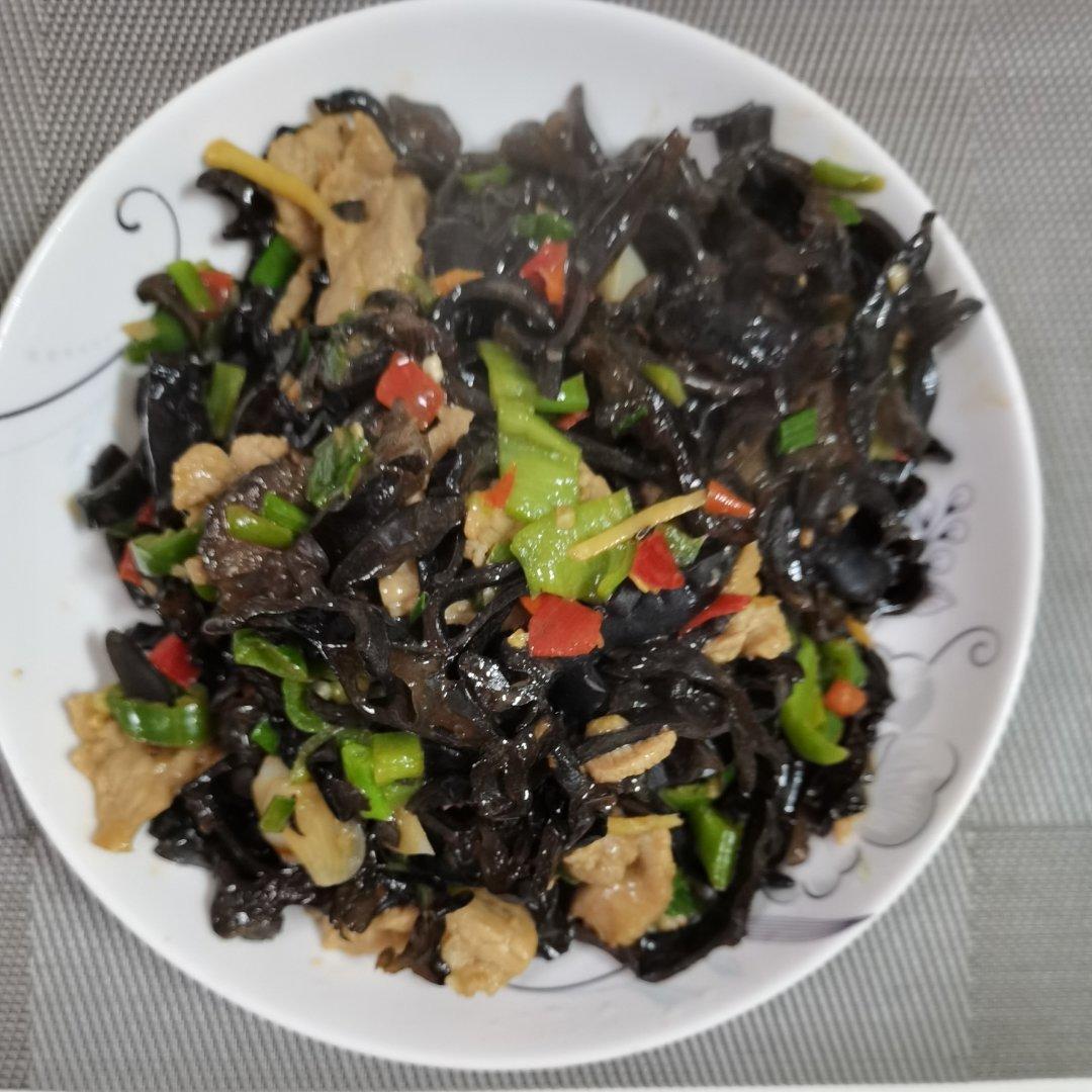 超下饭的木耳炒肉