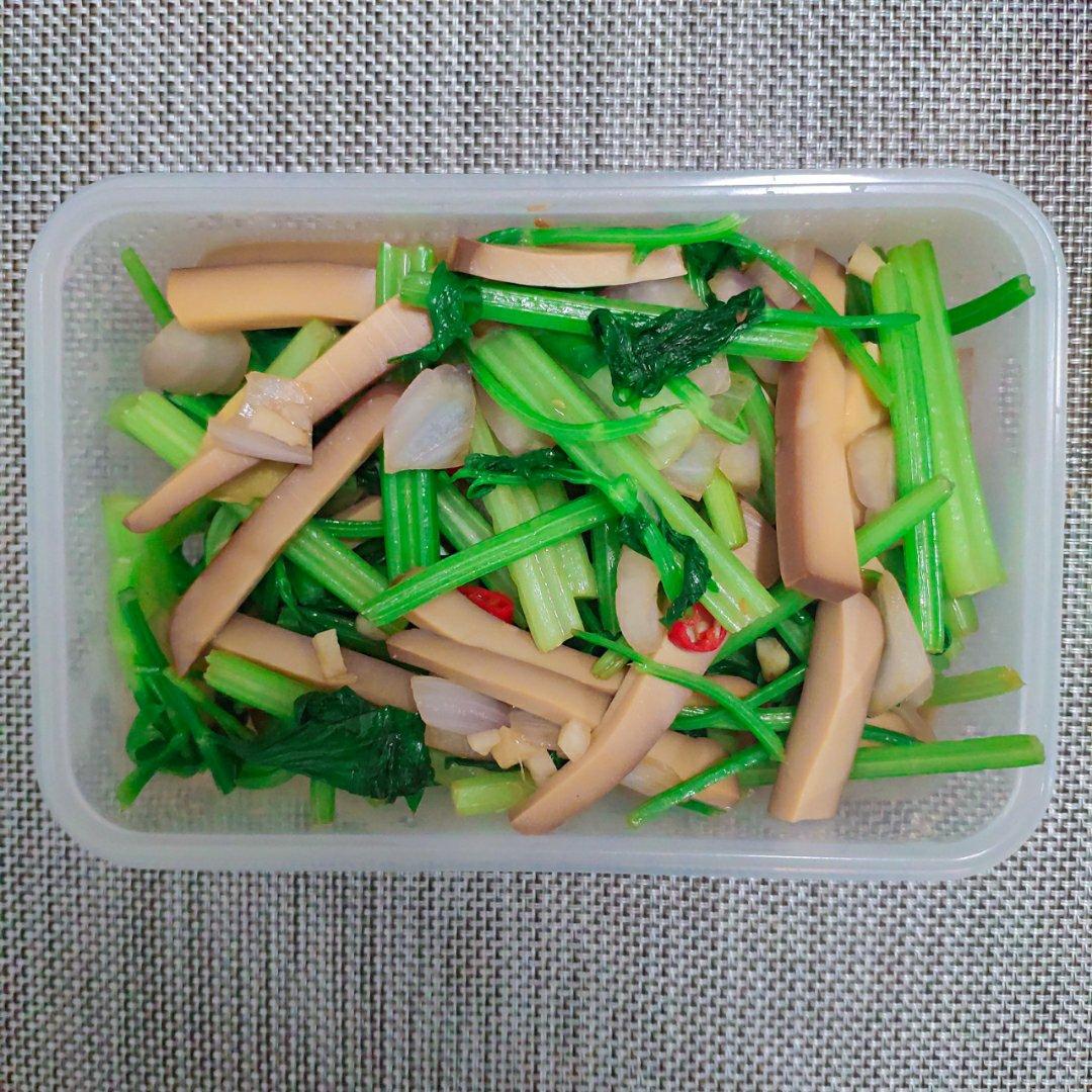 嫩芹炒香干