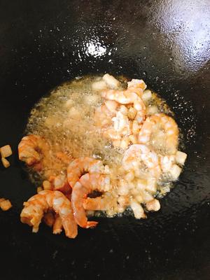 海鲜芸豆打卤面的做法 步骤2