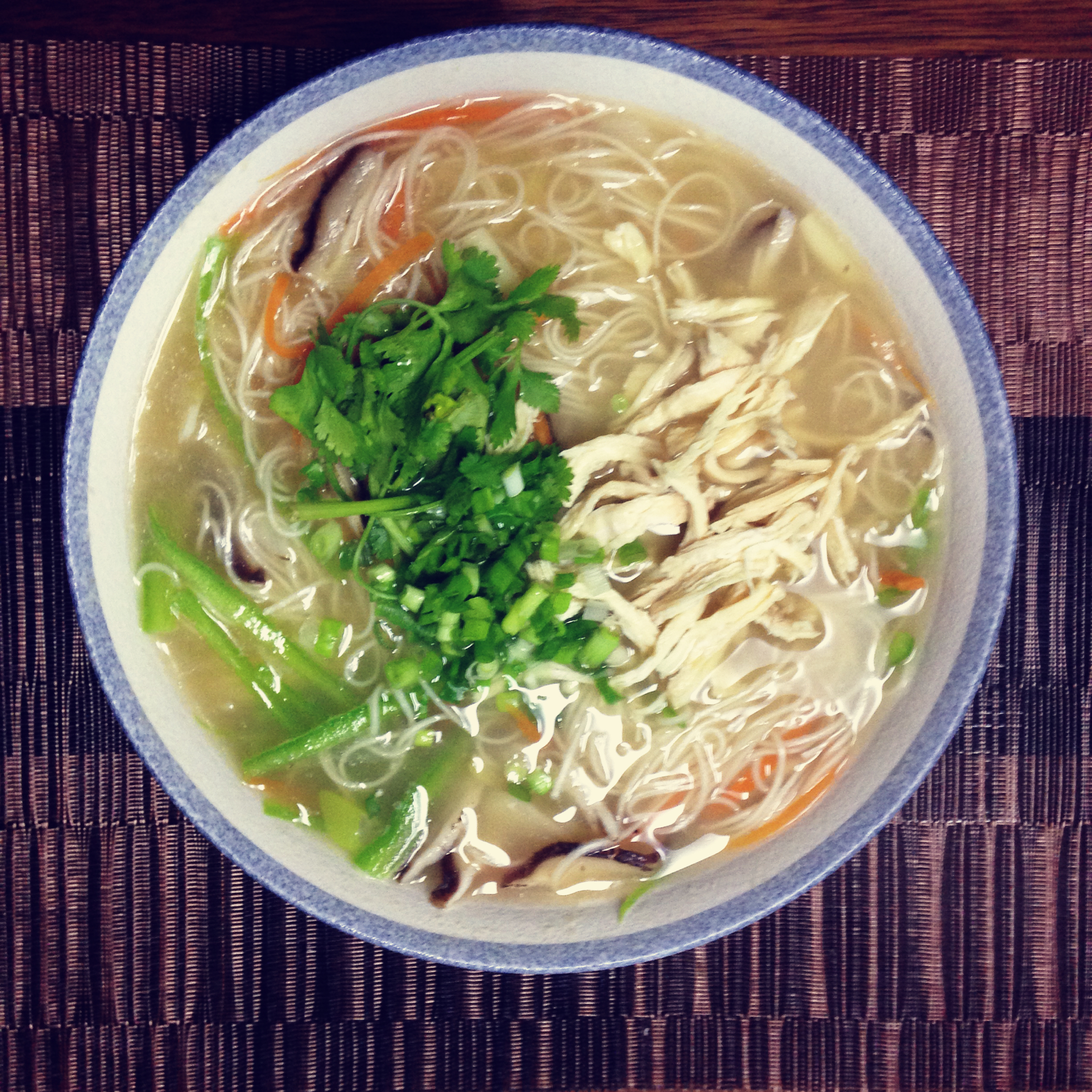 香菇鸡丝面