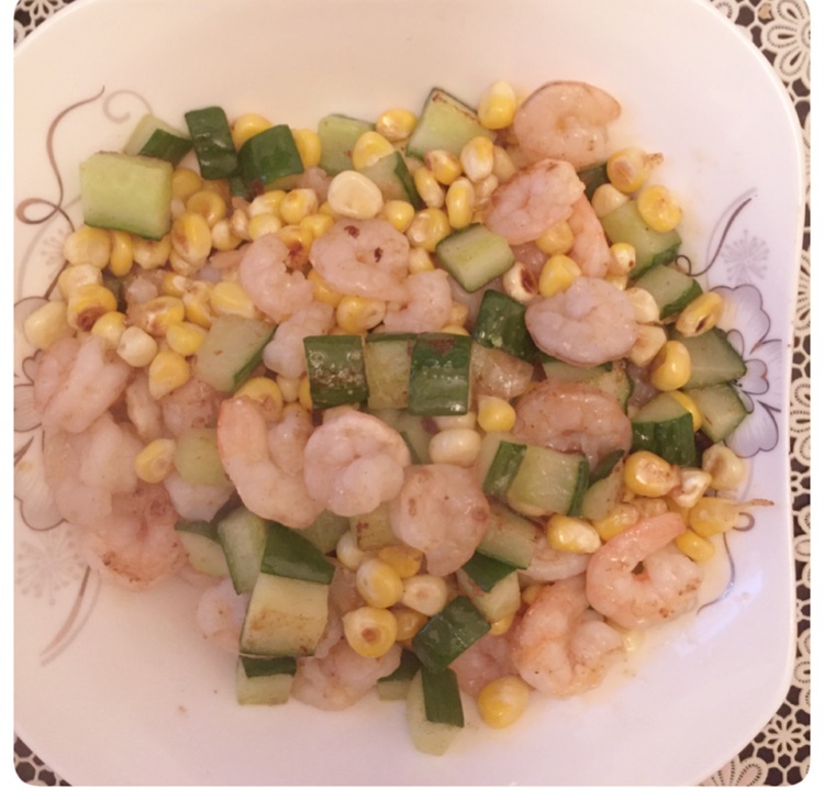 玉米豌豆胡萝卜炒虾仁