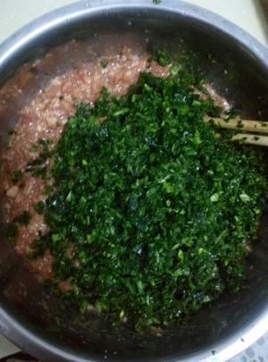 菠菜肉馄饨的做法 步骤2
