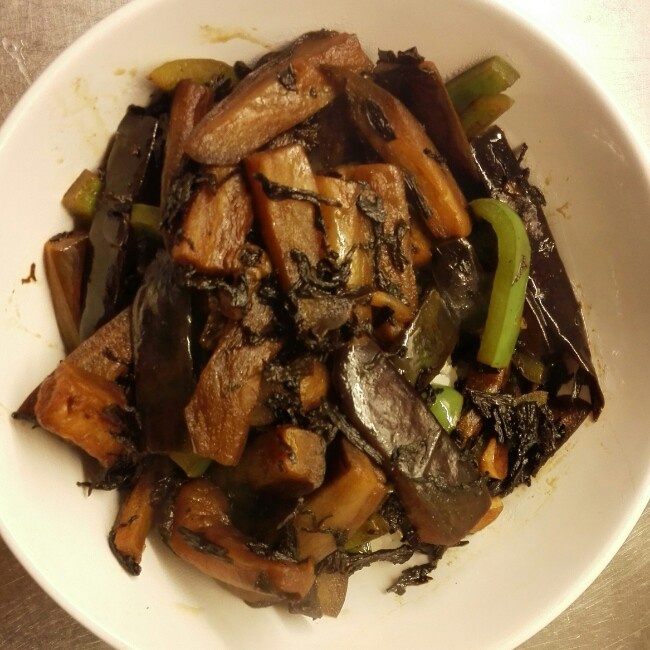 梅干菜烧茄子