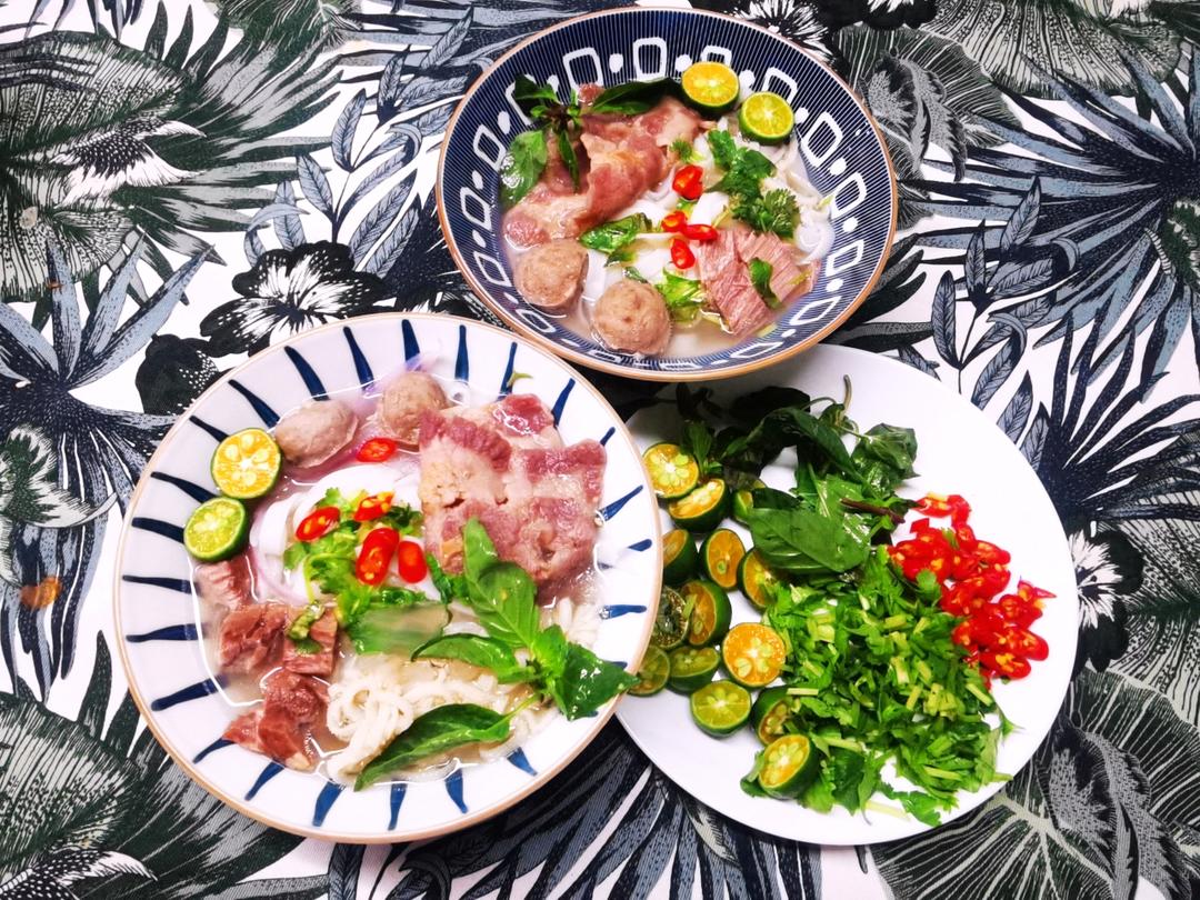 跟我一起做正宗越南牛肉粉pho（秘方大公开）