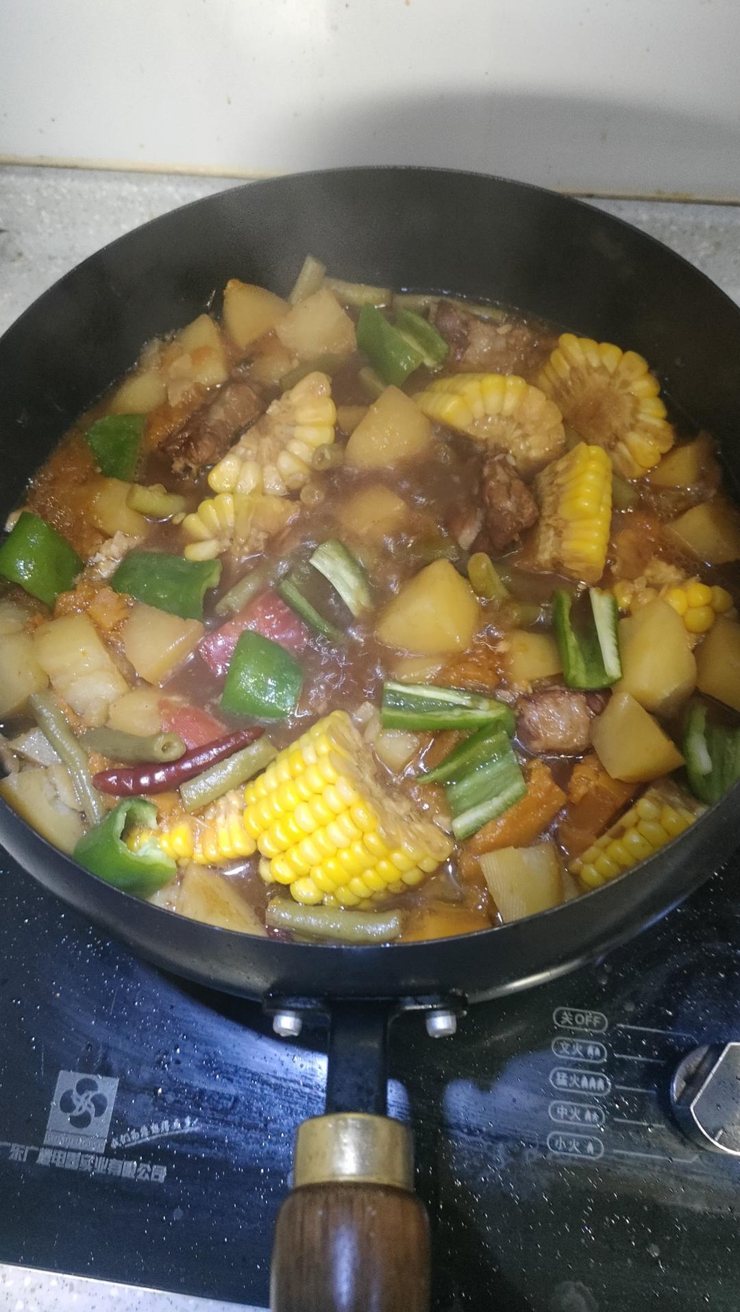 东北大丰收，经典炖菜，美滋滋！