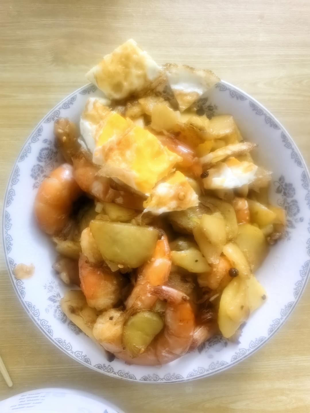 干锅土豆片虾