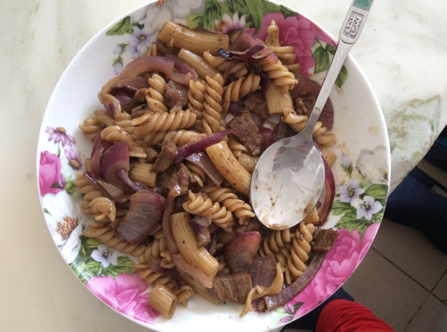 黑椒牛肉炒意大利面