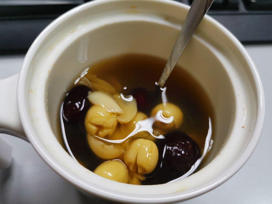 红枣百合莲子糖水