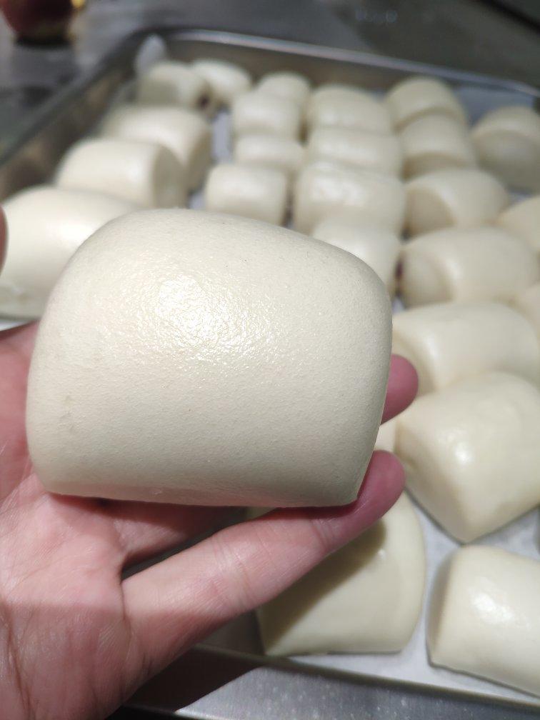 省时省力一个小时就能吃上的柔软拉丝奶香小馒头（一次发酵，常温下密封放3天都是软的）