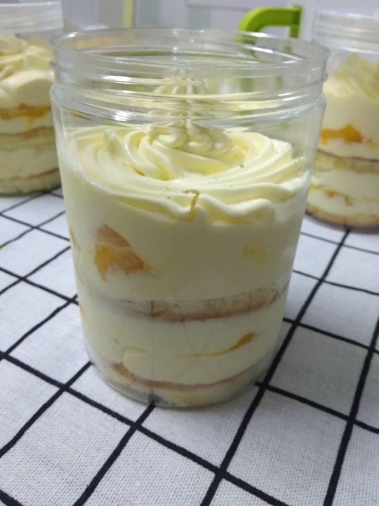 柠檬舒芙蕾蛋糕卷