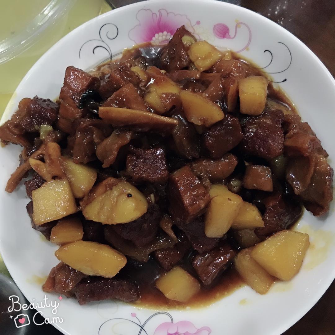 红烧牛腩