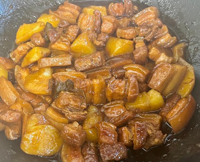 超级简单下饭的红烧肉炖土豆的做法