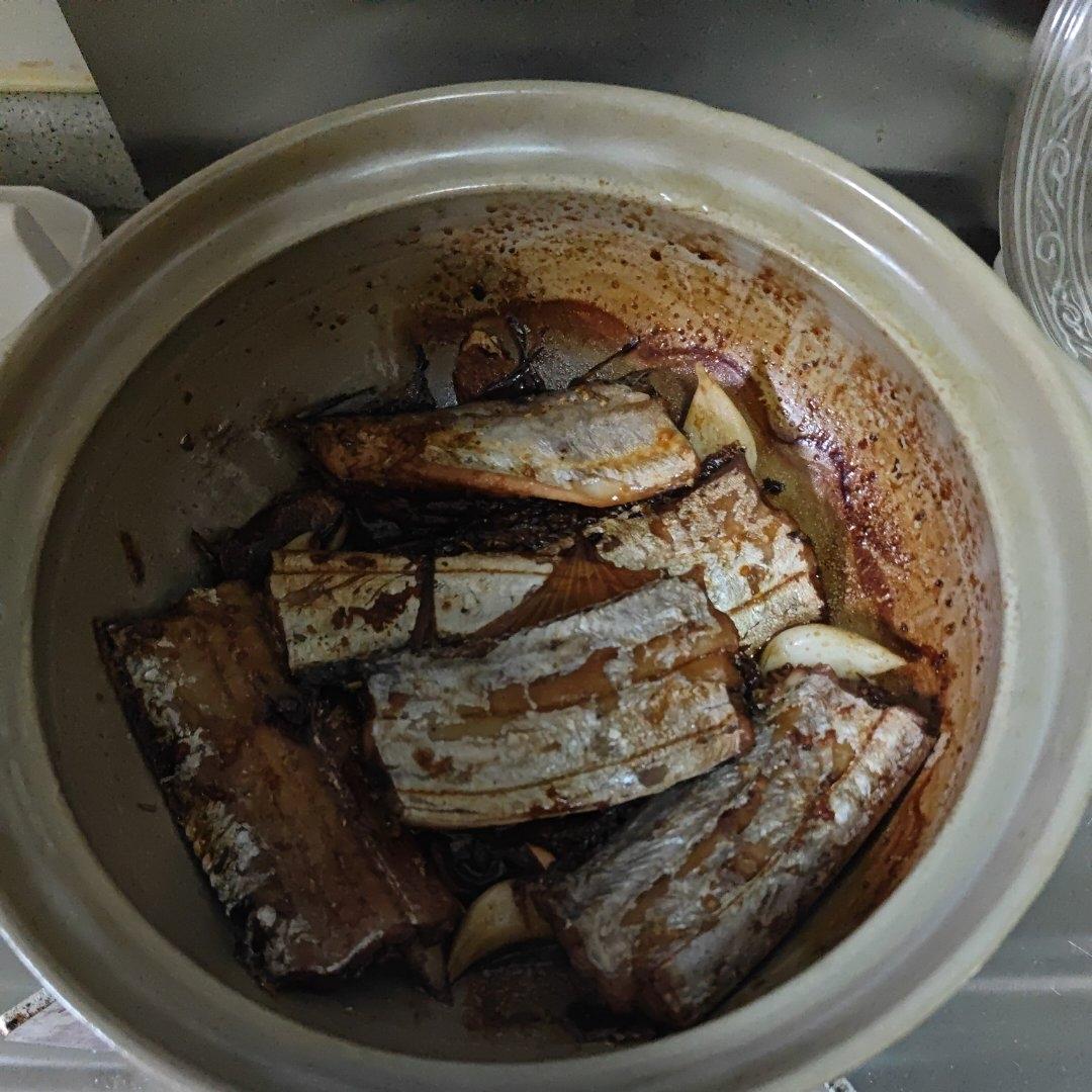 不用油煎的砂锅香焖带鱼
