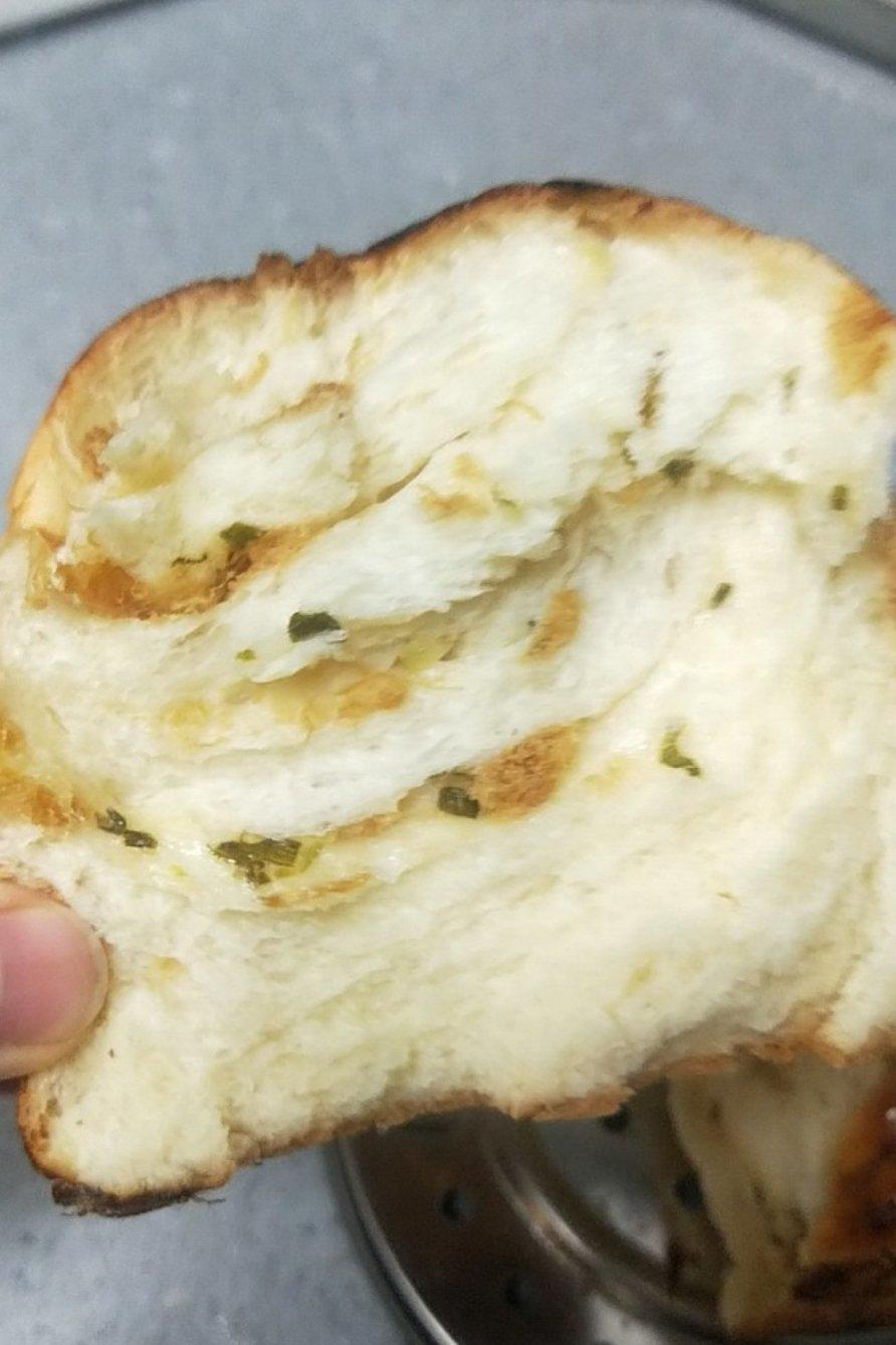 香葱肉松手撕吐司