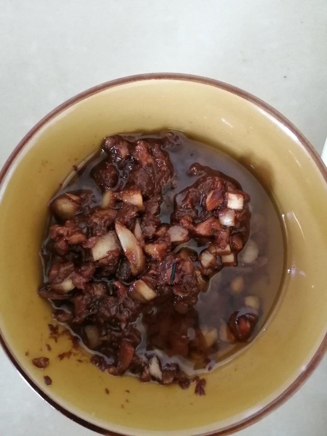 夜宵党“香辣蒜蓉酱”（蒜蓉虾，烤扇贝，生蚝，粉丝花甲，金针菇）