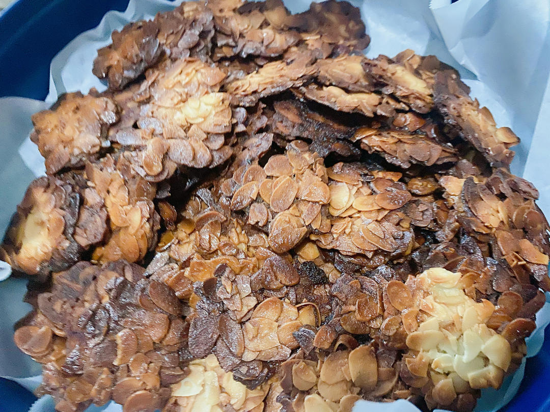 香脆得停不下来——杏仁瓦片酥