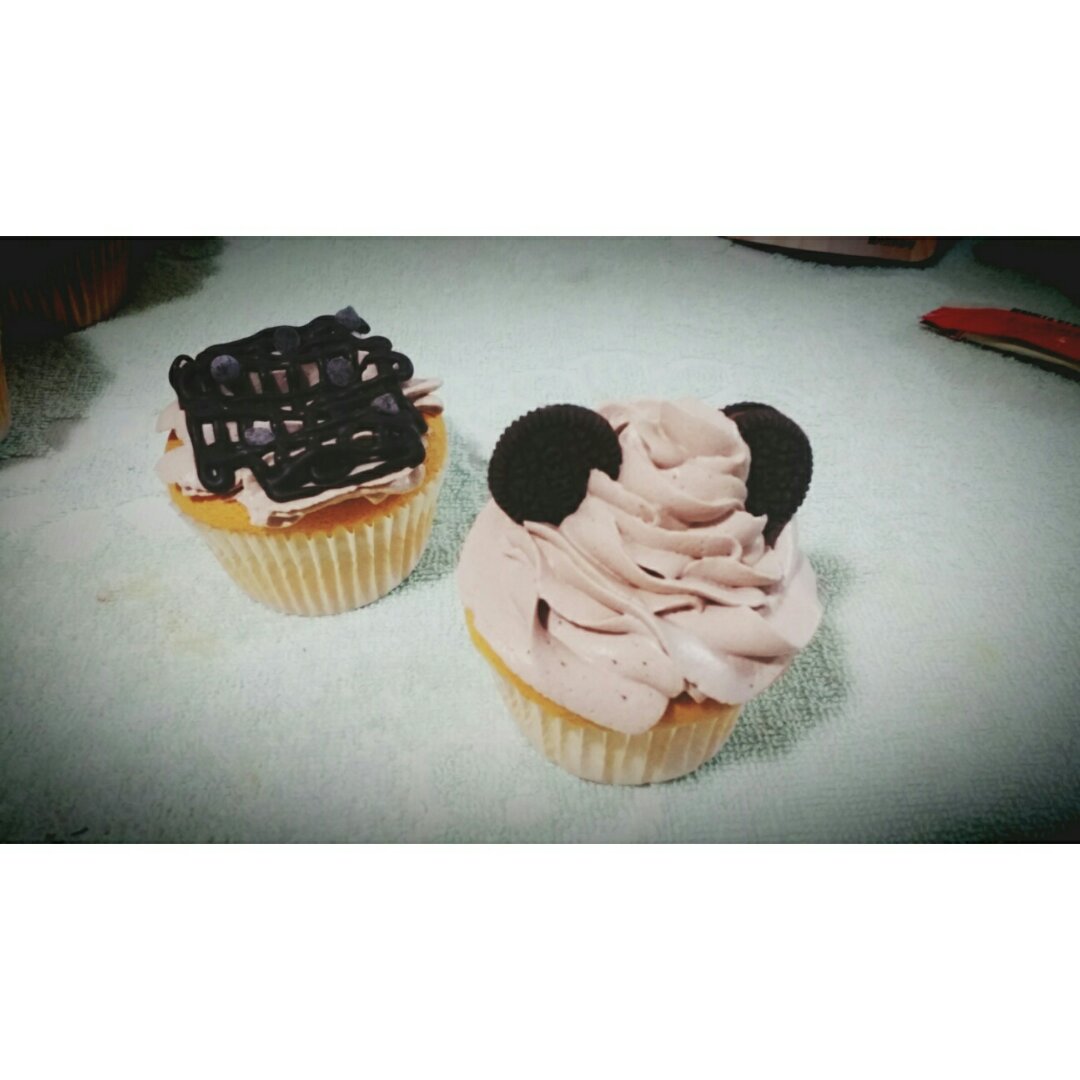 鲜奶油戚风杯子蛋糕（纸杯蛋糕）