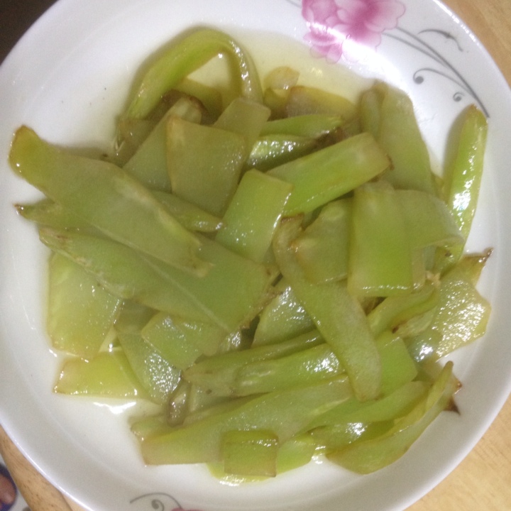 清炒莴笋丝