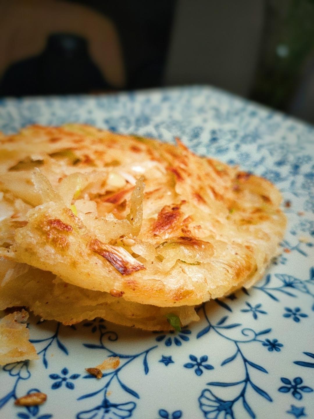 葱油饼（附外酥里嫩的技巧）