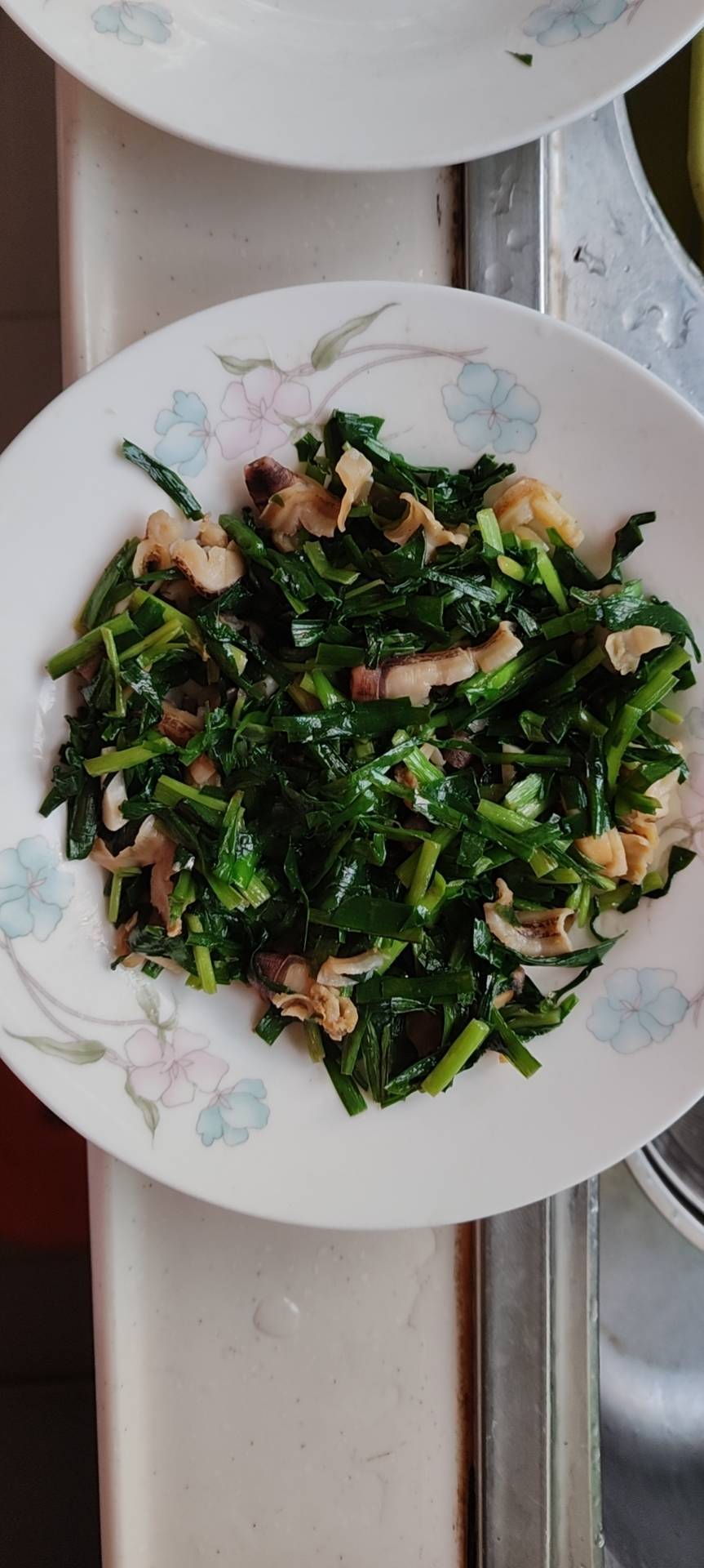 韭菜炒蛏子肉