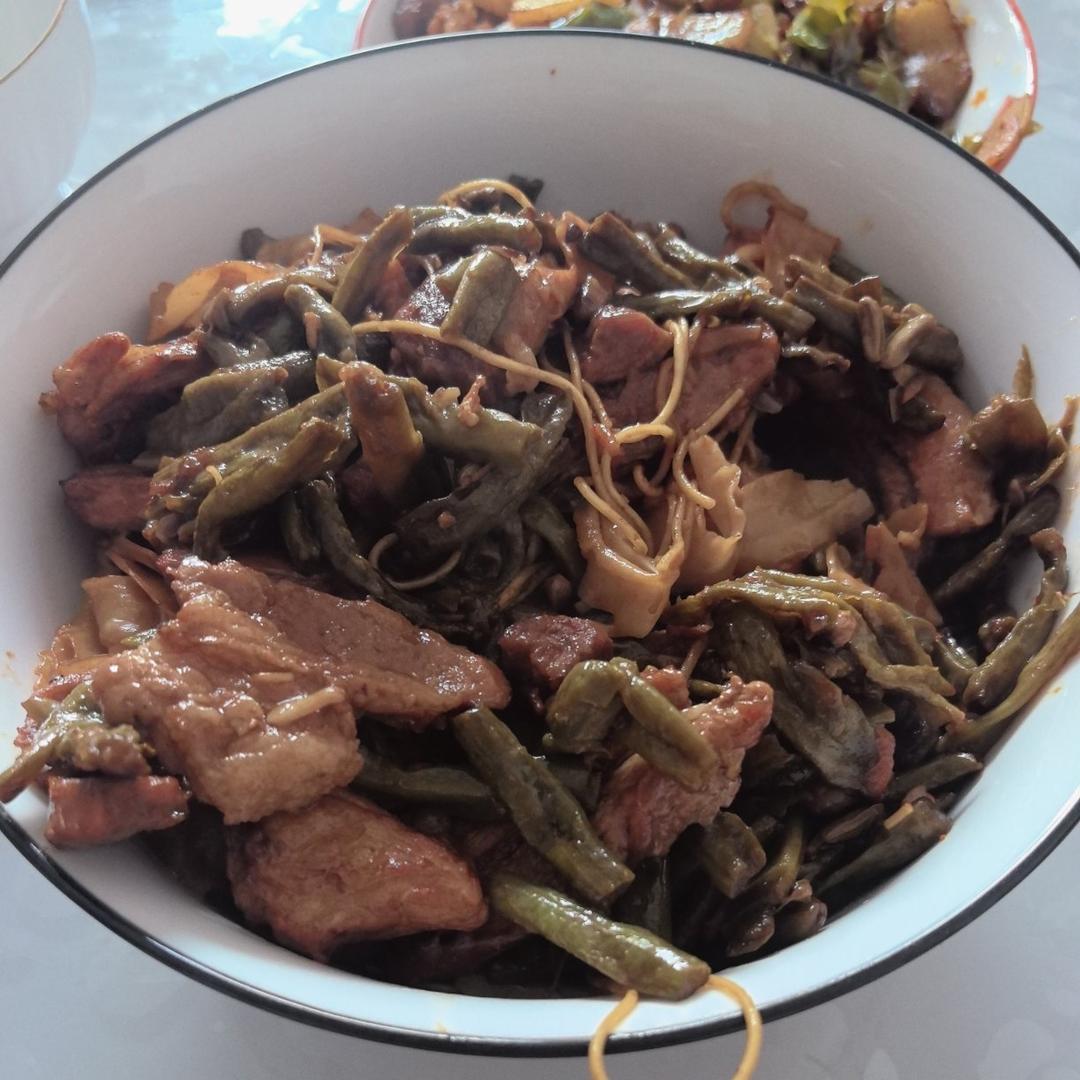 豆角焖面