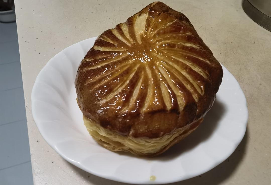 用市售起酥皮制作传统国王饼（Galette des Rois），颜值+味道，太可了！