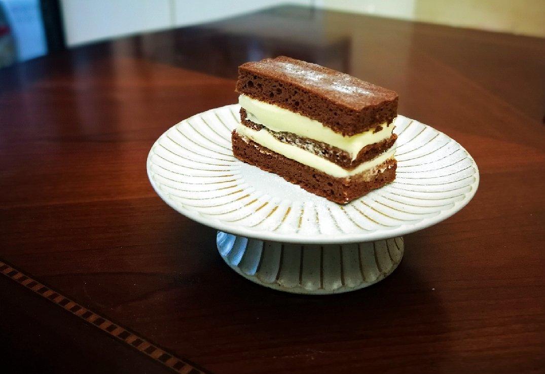 特浓摩卡夹层蛋糕•奶油奶酪霜（超详细步骤）