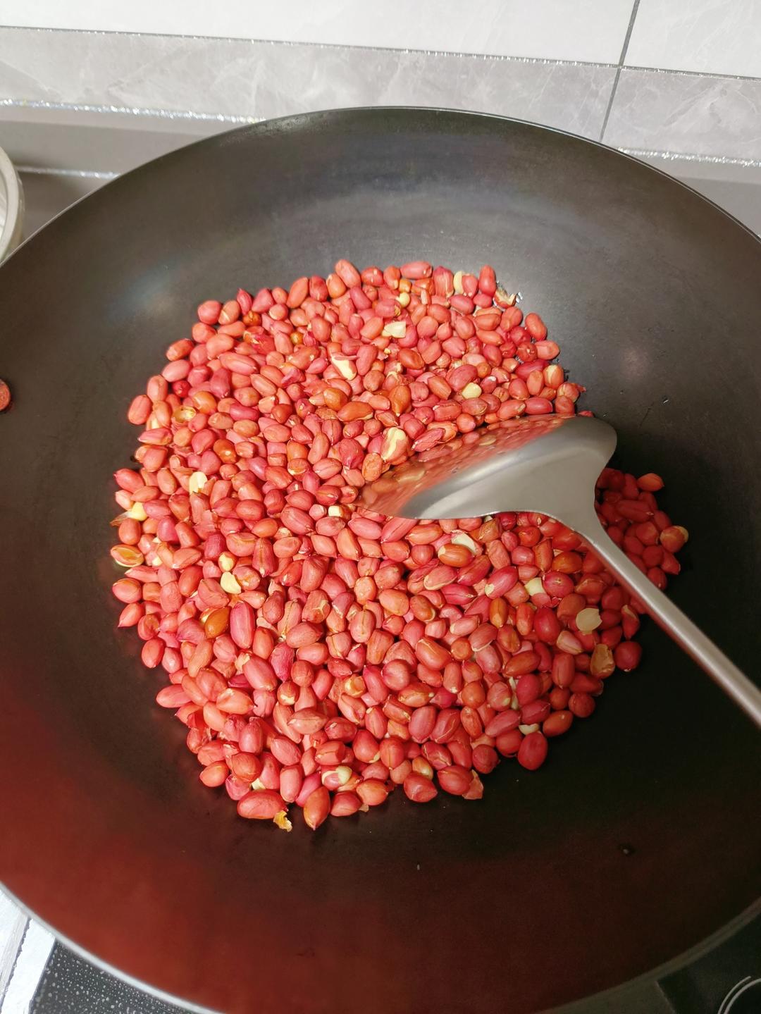 自制花生酥糖~酥脆香甜不粘牙