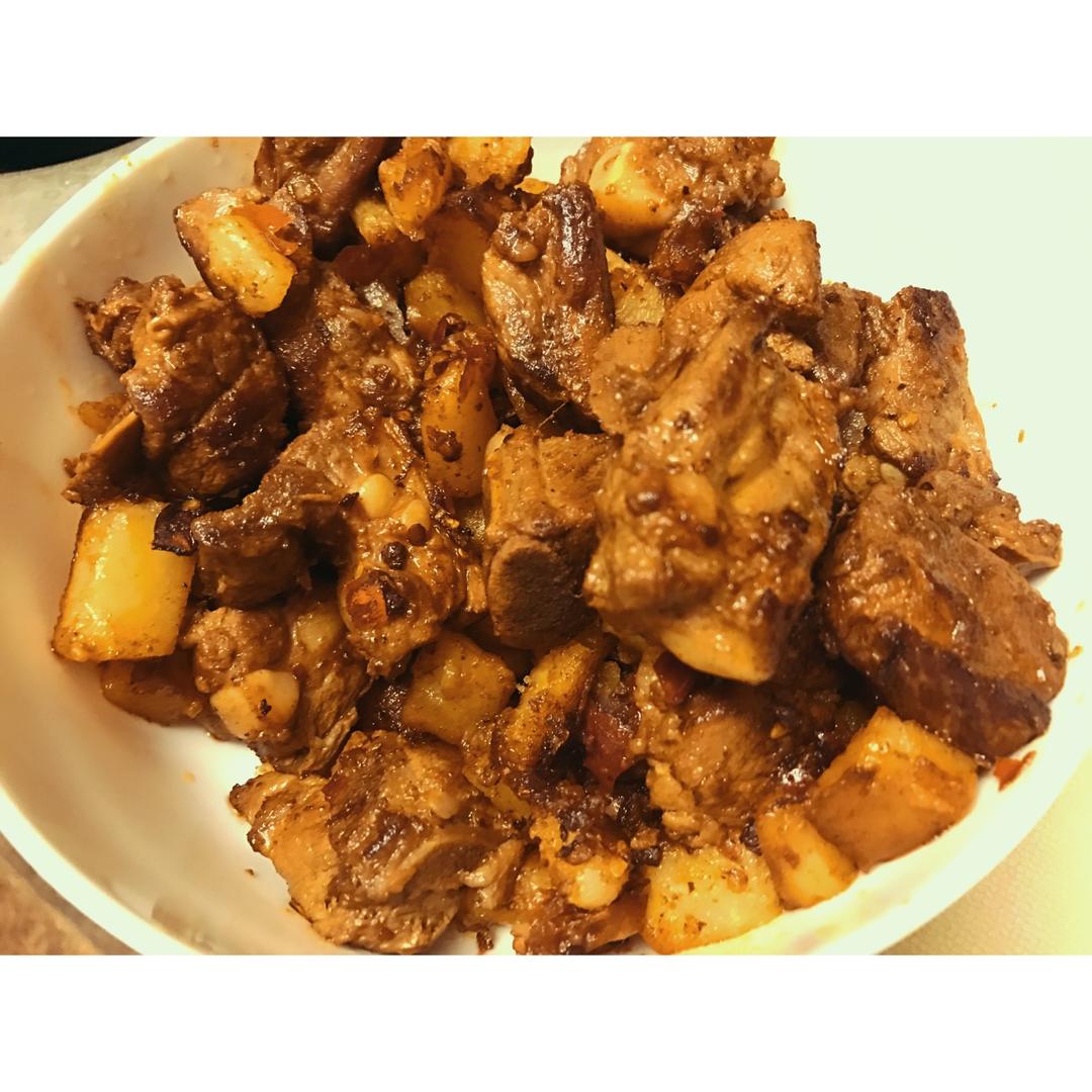 川味土豆烧排骨