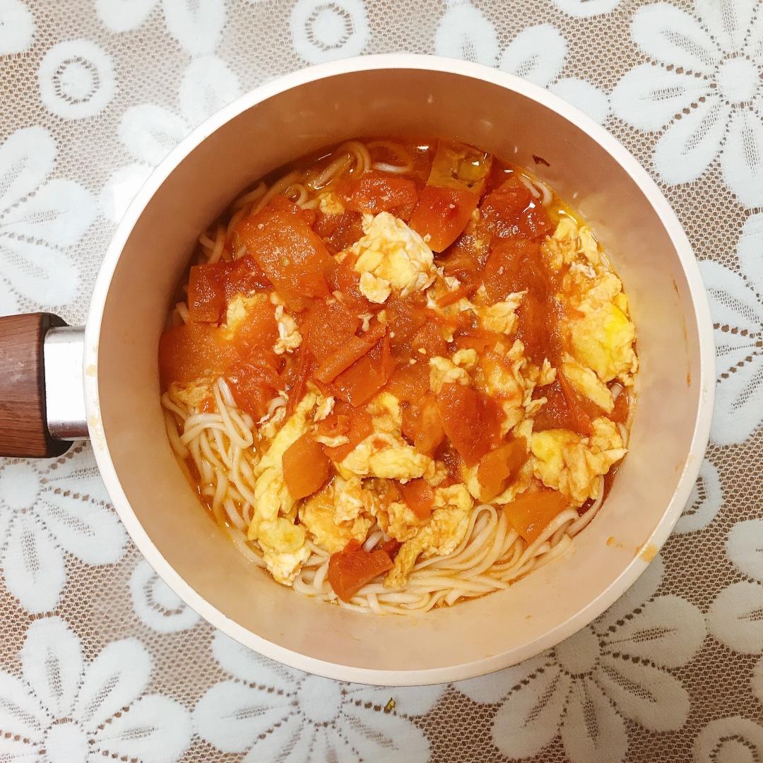 简单早饭西红柿鸡蛋挂面