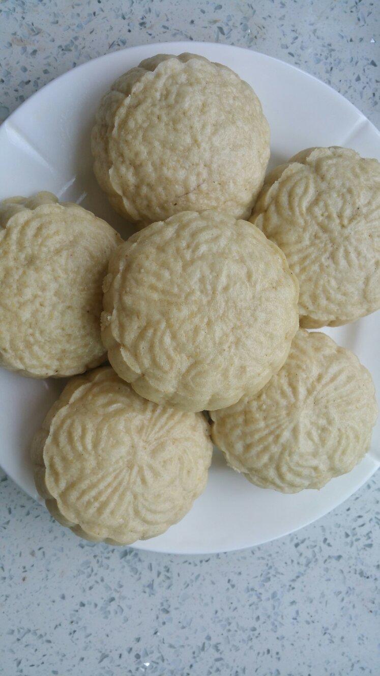 玉米面发面饼                       （口感细腻）