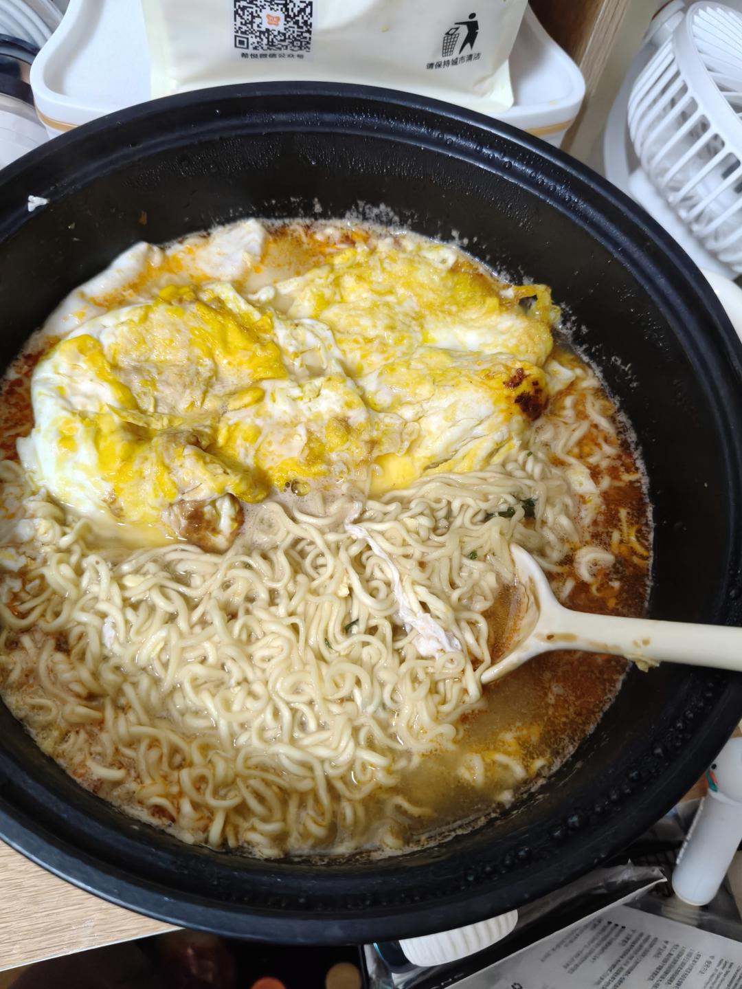 煮个方便面也能被夸