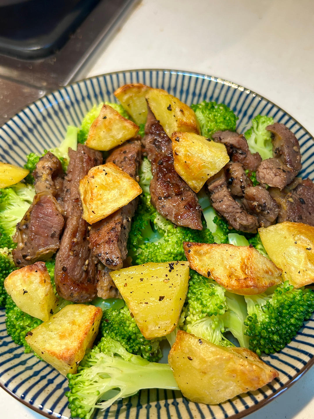 空气炸锅版烤薯角（烤土豆）