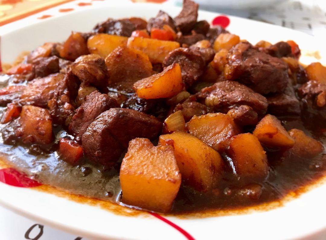 红烧牛肉土豆 （独家秘制）