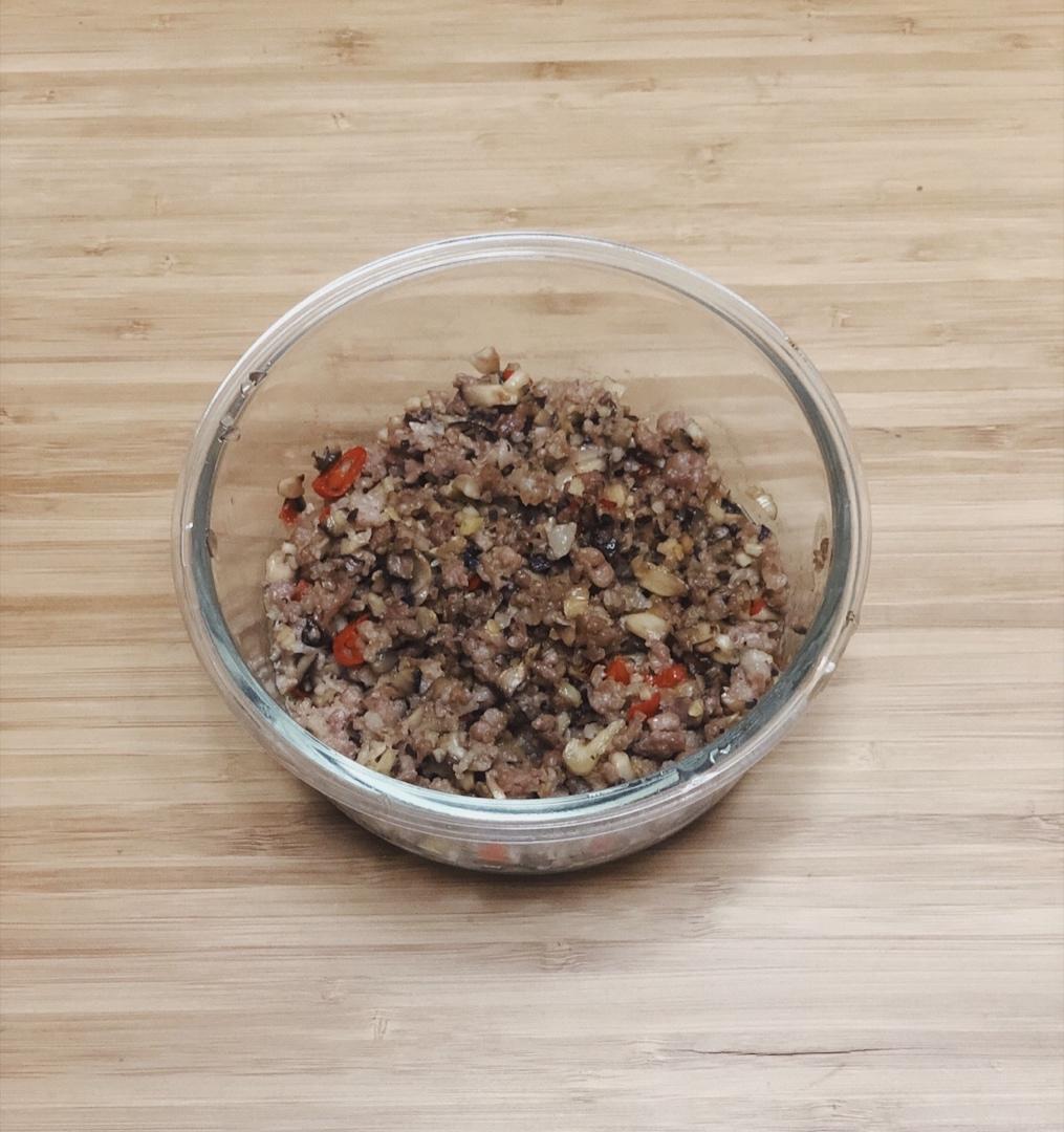 米饭杀手｜芹菜粒炒牛肉末