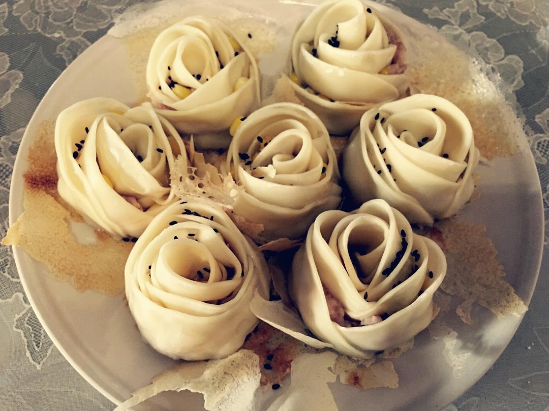 冰花煎饺 Fried Pork & Lotus Root Dumplings