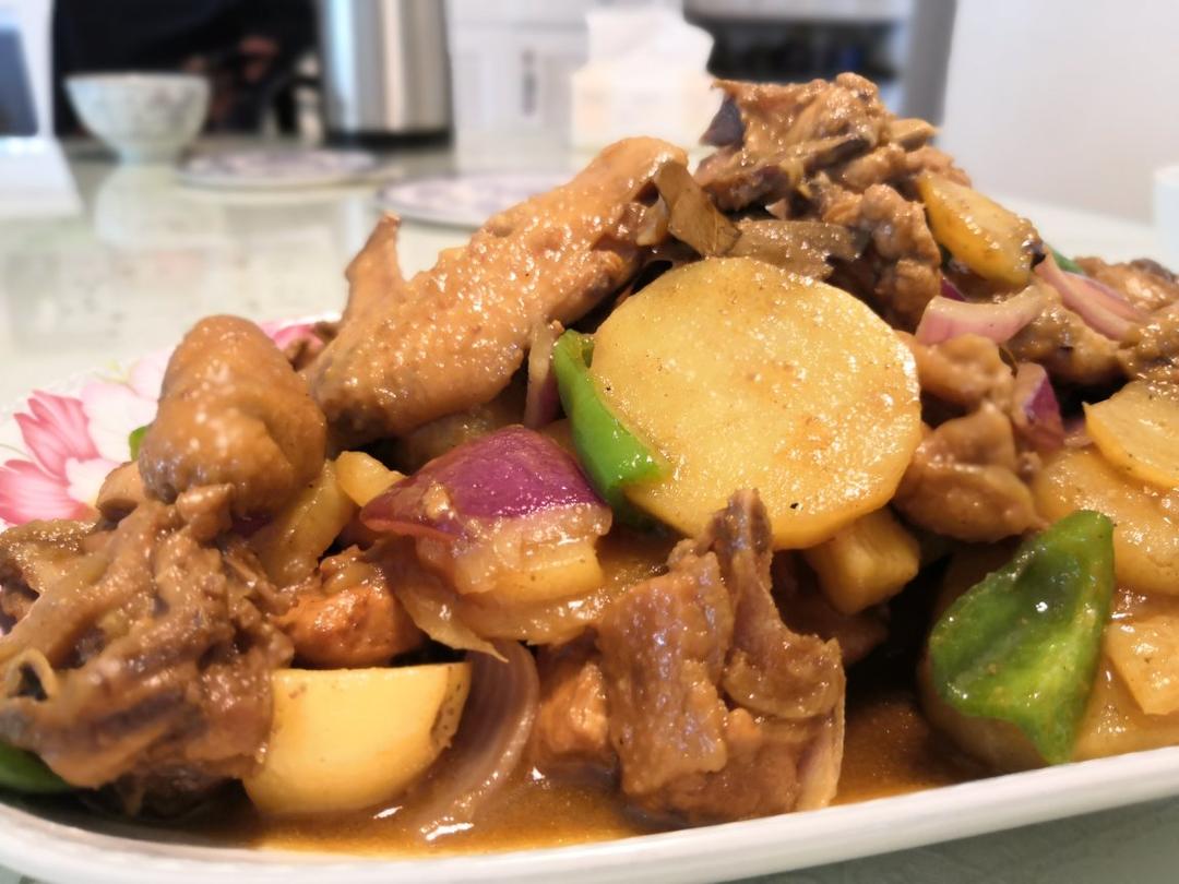 新疆特色大盘鸡（附加皮带面做法）
