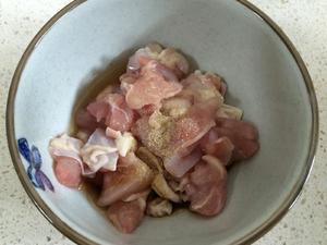 《昨日的美食》之蚝油炒鸡肉花椰菜的做法 步骤4