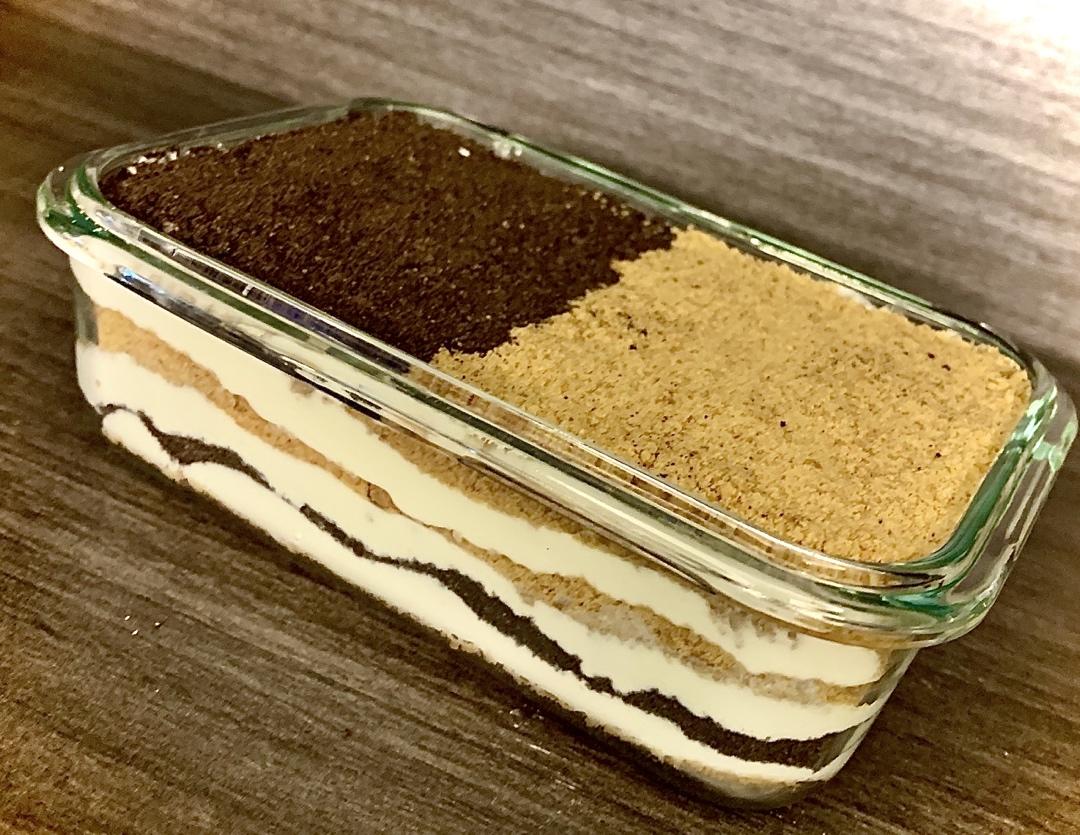 双色木糠盒子蛋糕