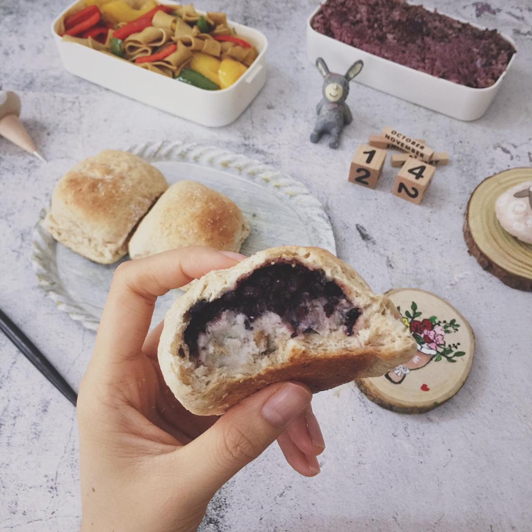 无油无糖纯全麦芋泥紫薯紫米面包