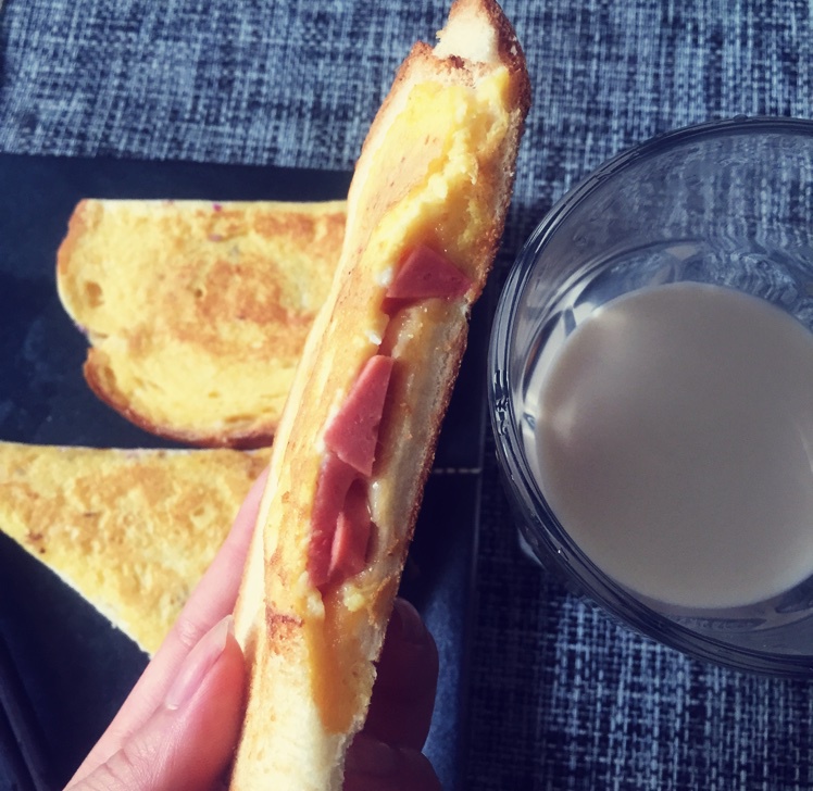 一片面包的三明治