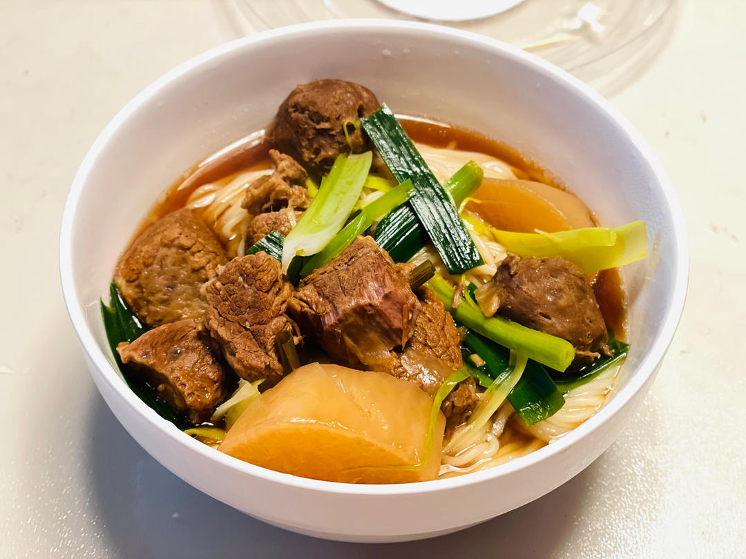 萝卜牛腩面