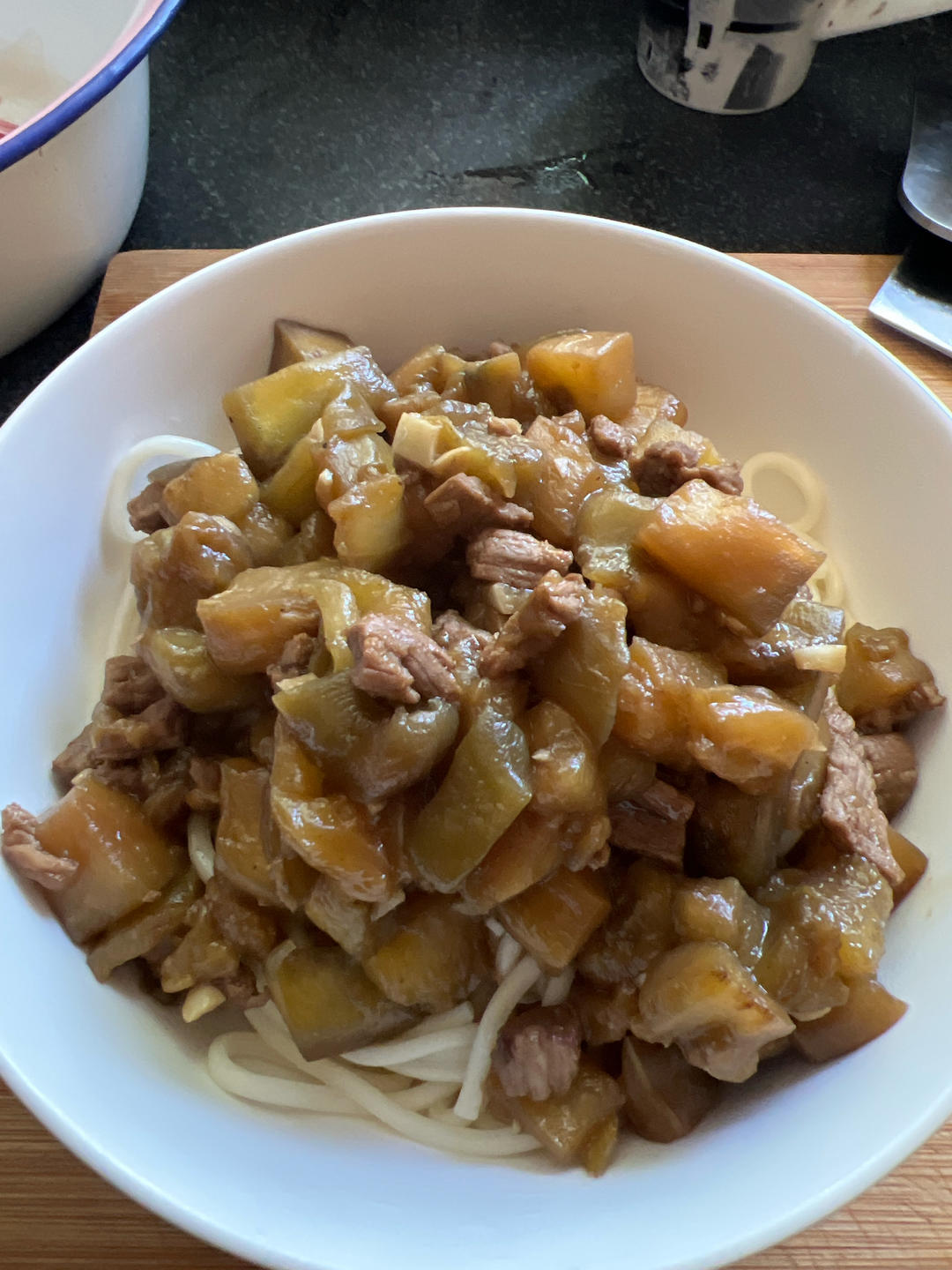 茄子肉丁打卤面