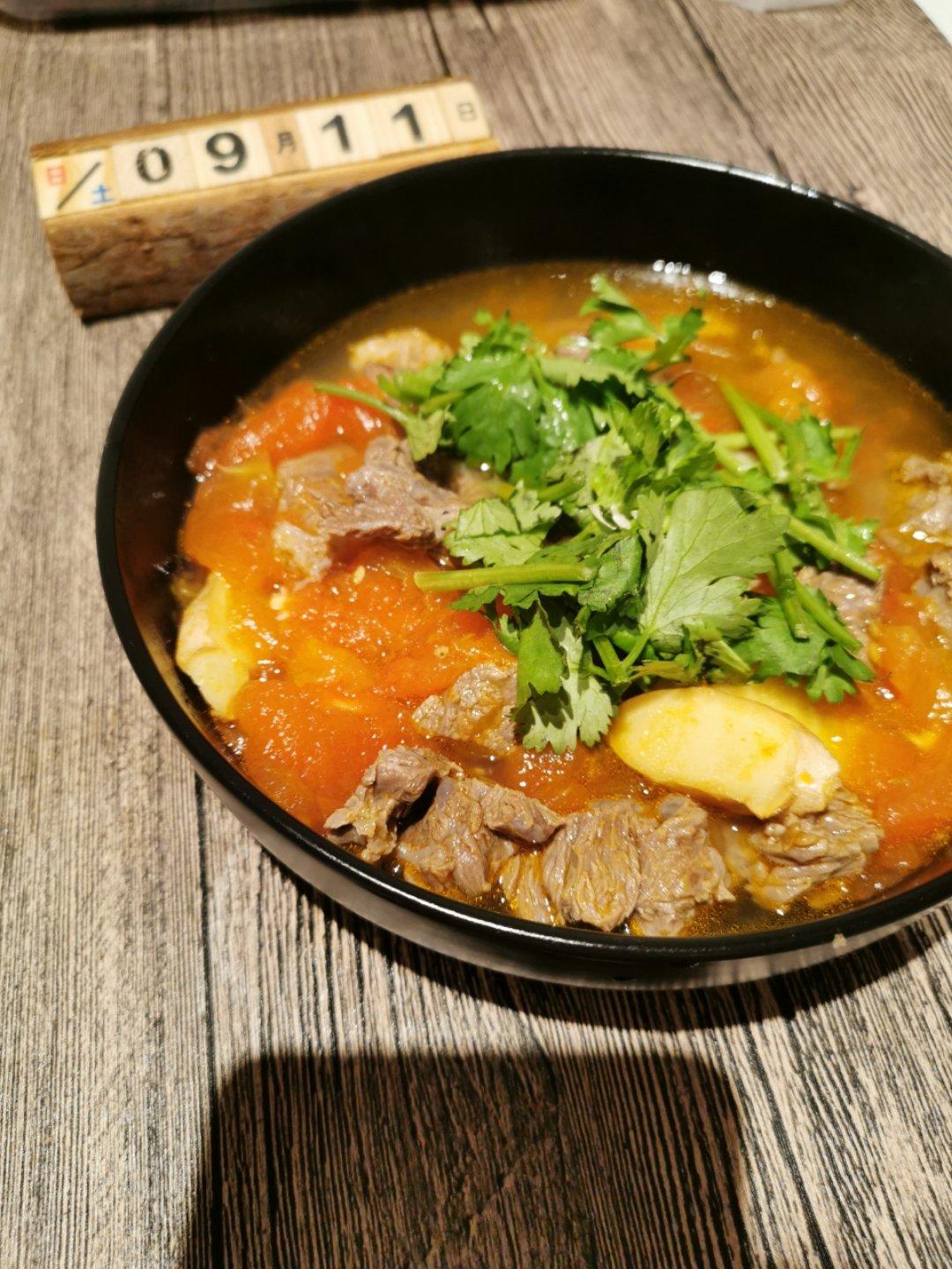 老丁的私房菜-番茄牛腩煲