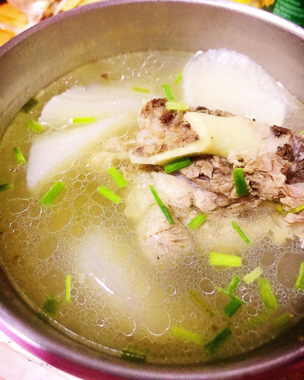 janet78922做的筒骨炖萝卜