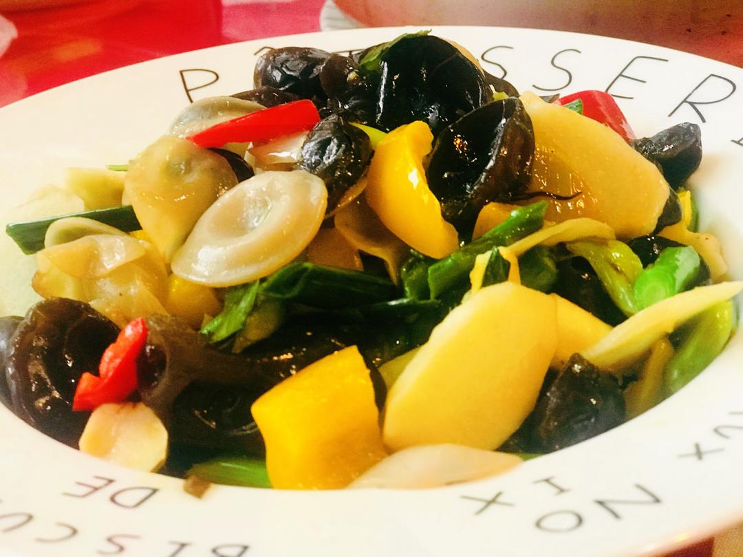 健康五色菜之一（淮山、芦笋、黑木耳、玉木耳、红黄椒）