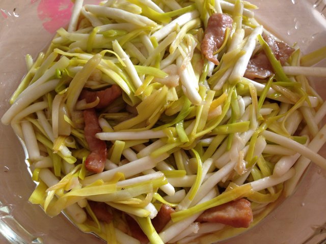 韭黄炒肉丝